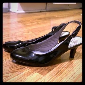 Lifestride sling back shoes